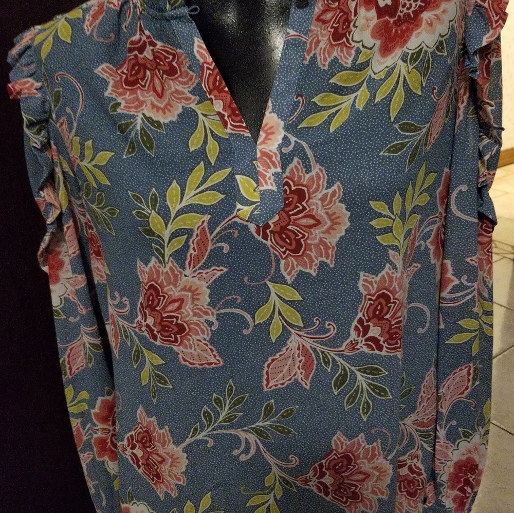 LOFT FLORAL BLOUSE